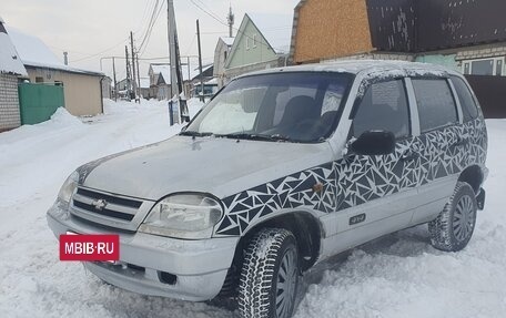 Chevrolet Niva I рестайлинг, 2004 год, 255 000 рублей, 3 фотография