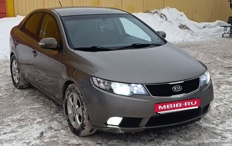 KIA Cerato III, 2010 год, 570 000 рублей, 2 фотография