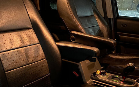 Land Rover Discovery III, 2005 год, 800 000 рублей, 11 фотография