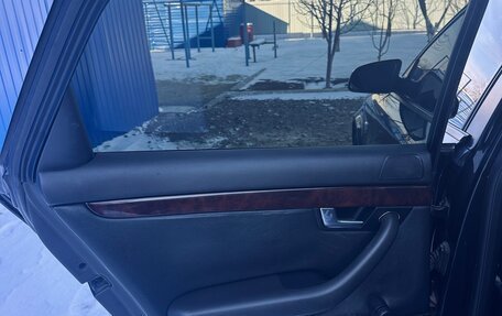 Audi A4, 2004 год, 850 000 рублей, 7 фотография