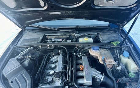 Audi A4, 2004 год, 850 000 рублей, 21 фотография