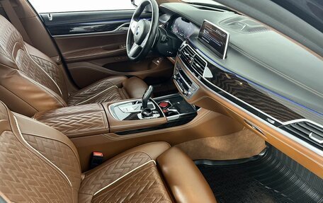 BMW 7 серия, 2019 год, 5 620 000 рублей, 17 фотография