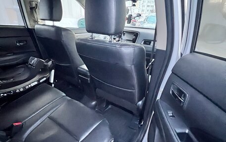 Mitsubishi Outlander III рестайлинг 3, 2014 год, 1 750 000 рублей, 14 фотография