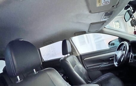 Mitsubishi Outlander III рестайлинг 3, 2014 год, 1 750 000 рублей, 16 фотография