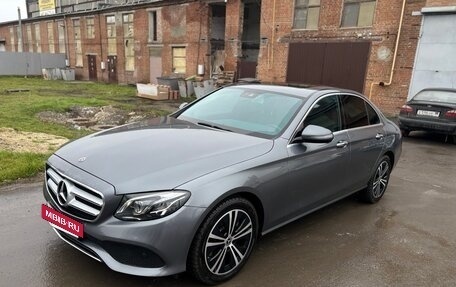 Mercedes-Benz E-Класс, 2020 год, 3 800 000 рублей, 2 фотография