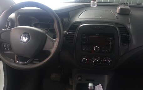 Renault Kaptur I рестайлинг, 2018 год, 940 000 рублей, 3 фотография