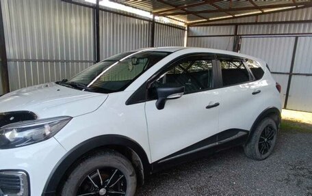 Renault Kaptur I рестайлинг, 2018 год, 940 000 рублей, 8 фотография