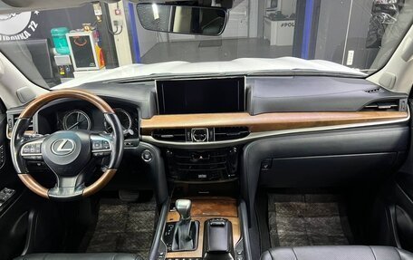 Lexus LX III, 2018 год, 8 500 000 рублей, 11 фотография