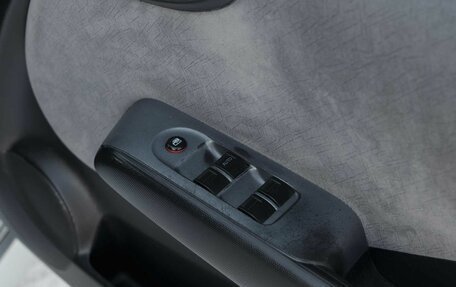 Honda Fit III, 2001 год, 350 000 рублей, 15 фотография