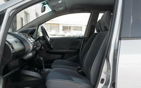 Honda Fit III, 2001 год, 350 000 рублей, 17 фотография