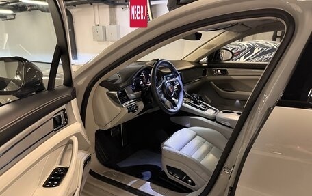 Porsche Panamera II рестайлинг, 2017 год, 9 700 000 рублей, 13 фотография