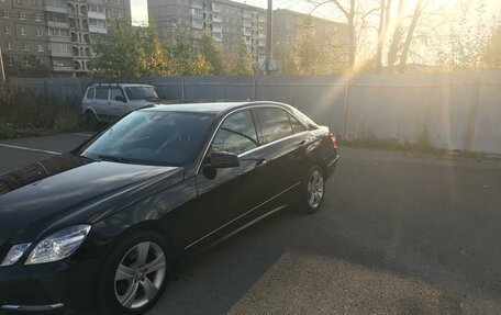 Mercedes-Benz E-Класс, 2012 год, 1 715 000 рублей, 1 фотография