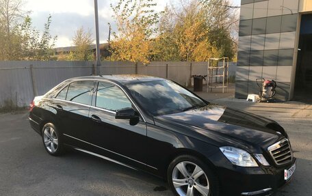 Mercedes-Benz E-Класс, 2012 год, 1 715 000 рублей, 2 фотография