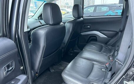 Mitsubishi Outlander III рестайлинг 3, 2010 год, 991 000 рублей, 15 фотография