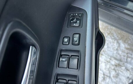 Mitsubishi Outlander III рестайлинг 3, 2010 год, 991 000 рублей, 14 фотография