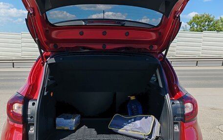 Renault Kaptur I рестайлинг, 2018 год, 1 850 000 рублей, 4 фотография