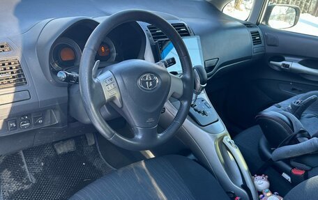Toyota Auris II, 2008 год, 750 000 рублей, 5 фотография