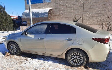 KIA Rio IV, 2019 год, 1 370 000 рублей, 6 фотография