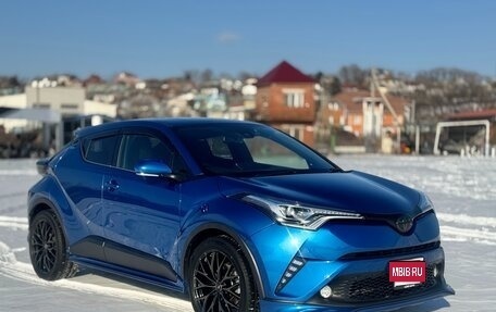 Toyota C-HR I рестайлинг, 2017 год, 1 885 000 рублей, 2 фотография