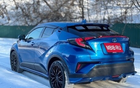 Toyota C-HR I рестайлинг, 2017 год, 1 885 000 рублей, 7 фотография