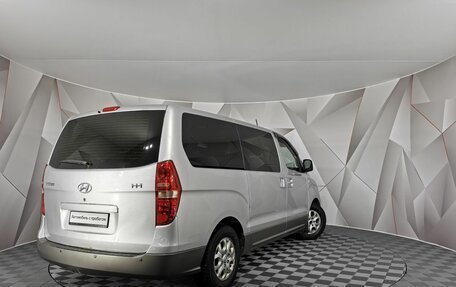 Hyundai H-1 II рестайлинг, 2010 год, 1 295 000 рублей, 2 фотография