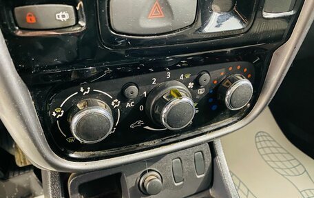 Renault Duster I рестайлинг, 2012 год, 800 000 рублей, 17 фотография