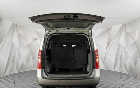 Hyundai H-1 II рестайлинг, 2010 год, 1 295 000 рублей, 12 фотография