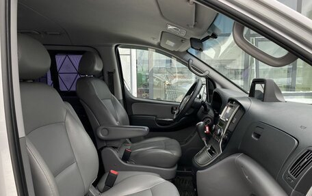 Hyundai Grand Starex Grand Starex I рестайлинг 2, 2014 год, 1 949 000 рублей, 20 фотография