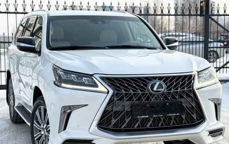 Lexus LX III, 2016 год, 8 690 000 рублей, 1 фотография