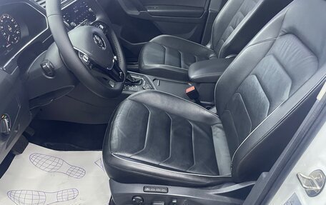 Volkswagen Tiguan II, 2018 год, 2 450 000 рублей, 7 фотография