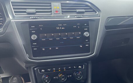 Volkswagen Tiguan II, 2018 год, 2 450 000 рублей, 9 фотография