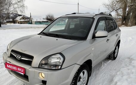 Hyundai Tucson III, 2008 год, 750 000 рублей, 2 фотография