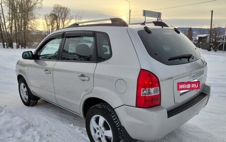 Hyundai Tucson III, 2008 год, 750 000 рублей, 5 фотография