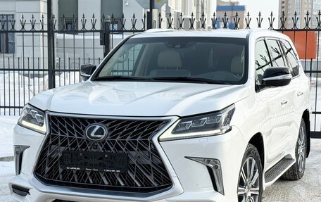 Lexus LX III, 2016 год, 8 690 000 рублей, 3 фотография