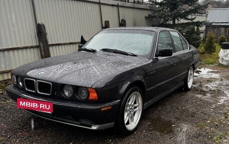 BMW 5 серия, 1991 год, 850 000 рублей, 11 фотография