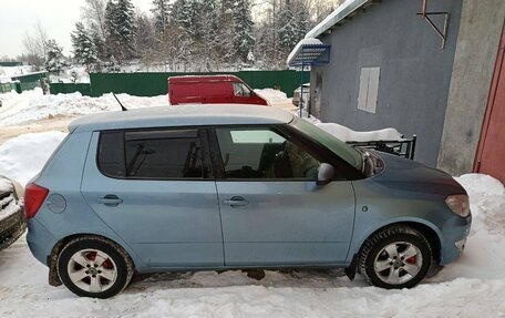 Skoda Fabia II, 2010 год, 290 000 рублей, 3 фотография