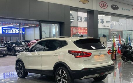 Nissan Qashqai, 2022 год, 2 000 000 рублей, 6 фотография