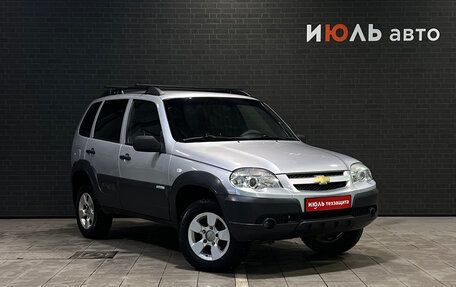 Chevrolet Niva I рестайлинг, 2011 год, 500 000 рублей, 3 фотография