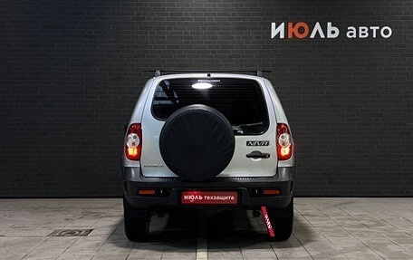 Chevrolet Niva I рестайлинг, 2011 год, 500 000 рублей, 6 фотография