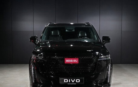 Cadillac Escalade V, 2023 год, 13 850 000 рублей, 2 фотография