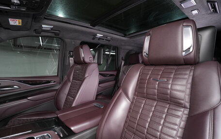 Cadillac Escalade V, 2023 год, 13 850 000 рублей, 14 фотография