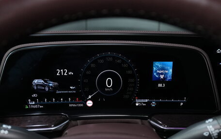 Cadillac Escalade V, 2023 год, 13 850 000 рублей, 24 фотография