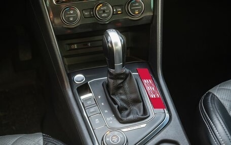 Volkswagen Tiguan II, 2017 год, 2 650 000 рублей, 22 фотография