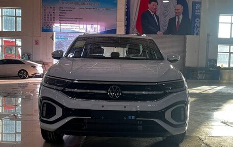 Volkswagen T-Roc I, 2025 год, 2 700 000 рублей, 1 фотография