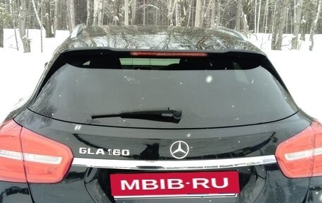 Mercedes-Benz GLA, 2015 год, 1 890 000 рублей, 13 фотография