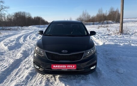 KIA Rio III рестайлинг, 2015 год, 1 100 000 рублей, 1 фотография