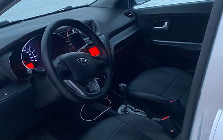 KIA Rio III рестайлинг, 2013 год, 790 000 рублей, 5 фотография