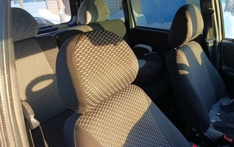 Chevrolet Niva I рестайлинг, 2004 год, 380 000 рублей, 4 фотография