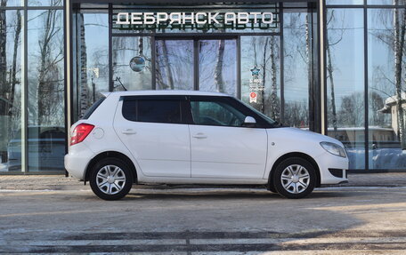 Skoda Fabia II, 2012 год, 550 000 рублей, 3 фотография