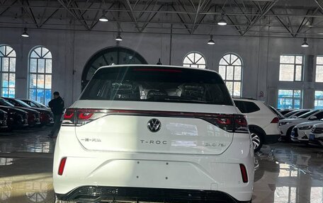 Volkswagen T-Roc I, 2025 год, 2 700 000 рублей, 4 фотография